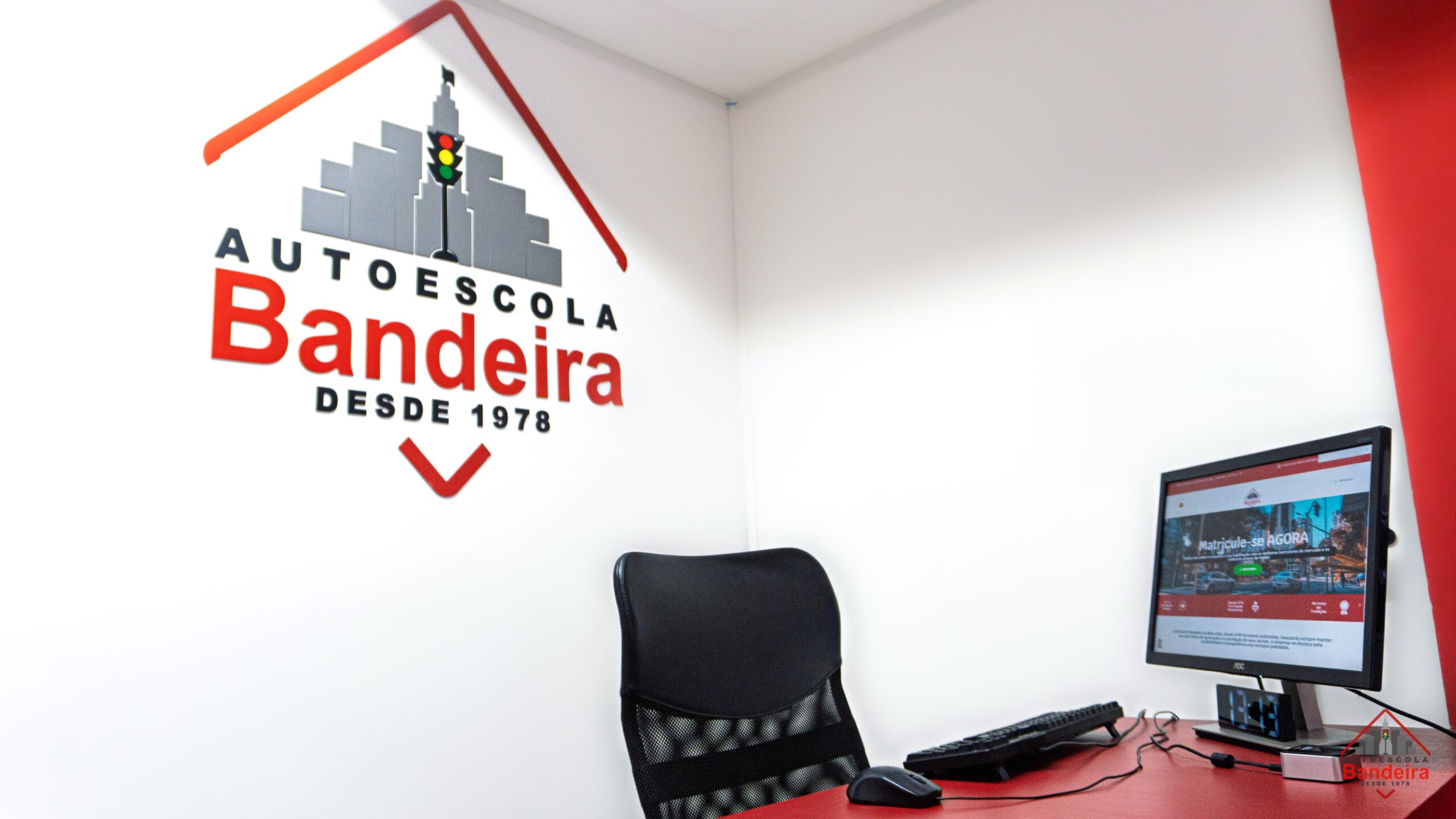 Sala da Auto Escola Bandeira